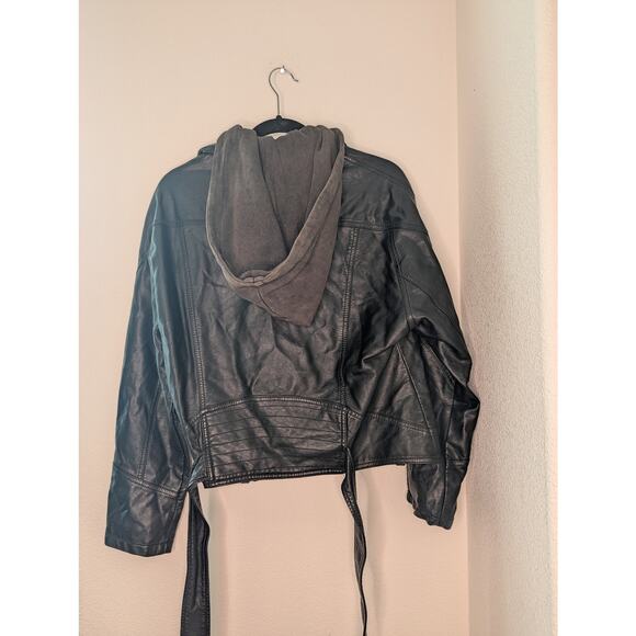 Free People Cleo Hooded Faux Leather Moto Jacket Belt Sz S - Picture 2 of 4